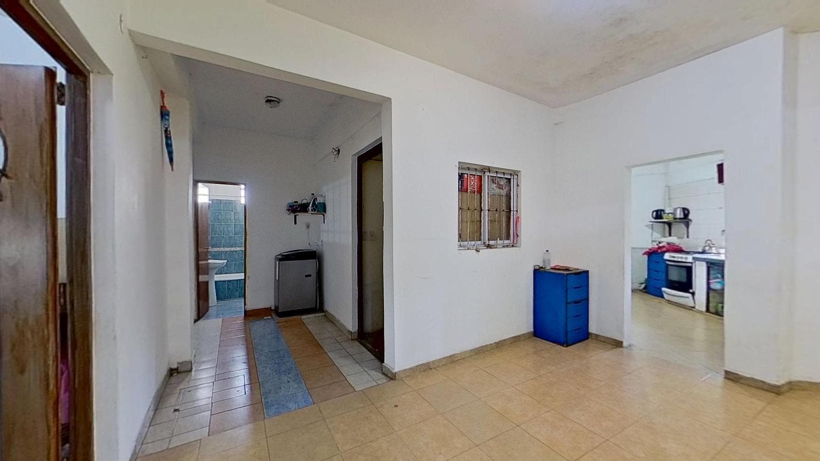 House for Sale: 4 Rooms, Patio, and Terrace in West Berazategui
