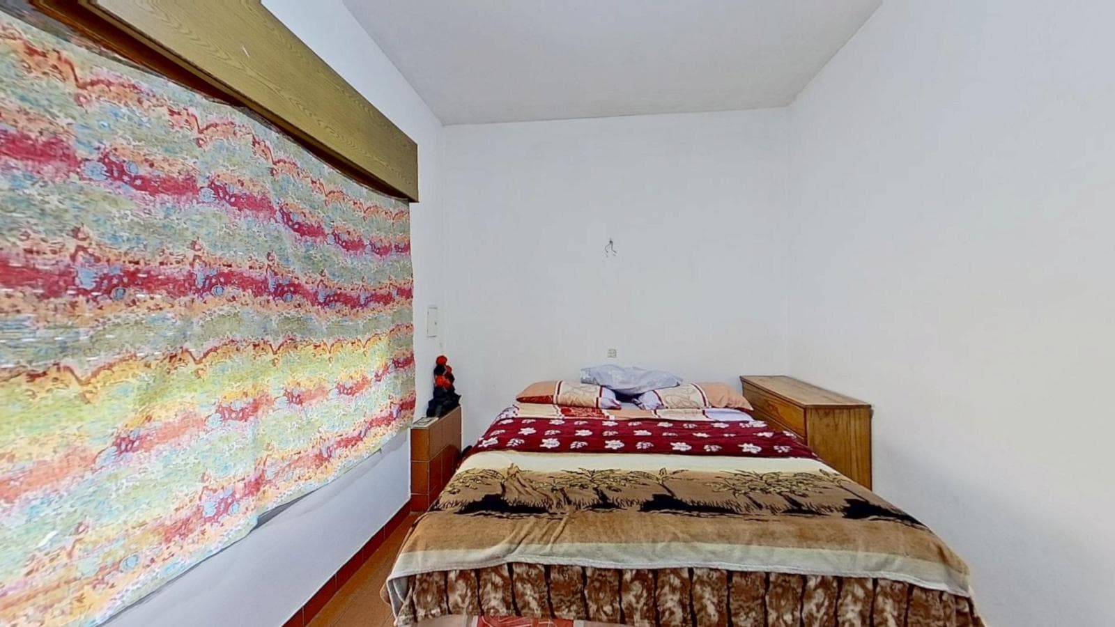 House for Sale: 4 Rooms, Patio, and Terrace in West Berazategui