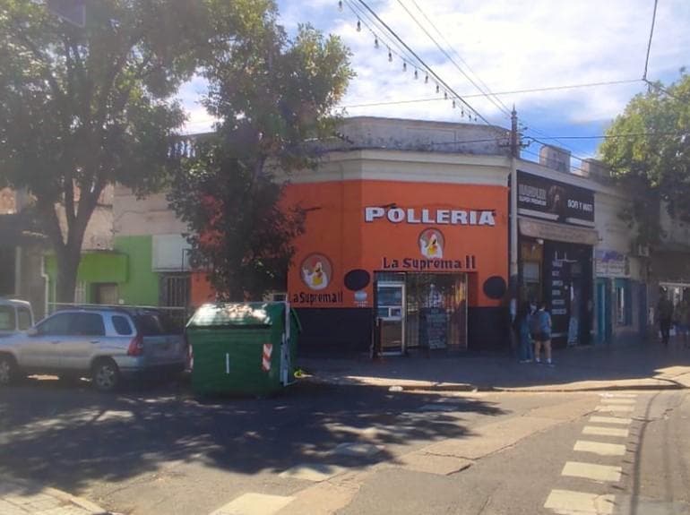 FOR SALE | TRADE - Corner commercial spaces - Azcuénaga neighborhood, Rosario.