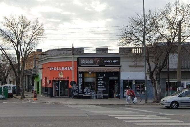 FOR SALE | TRADE - Corner commercial spaces - Azcuénaga neighborhood, Rosario.