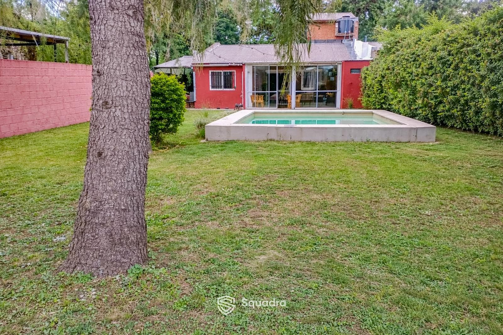FOR SALE | TRADE - 3-bedroom house with the potential for 4 bedrooms, pool, and yard. Funes - QUALIFIES FOR A MORTGAGE.