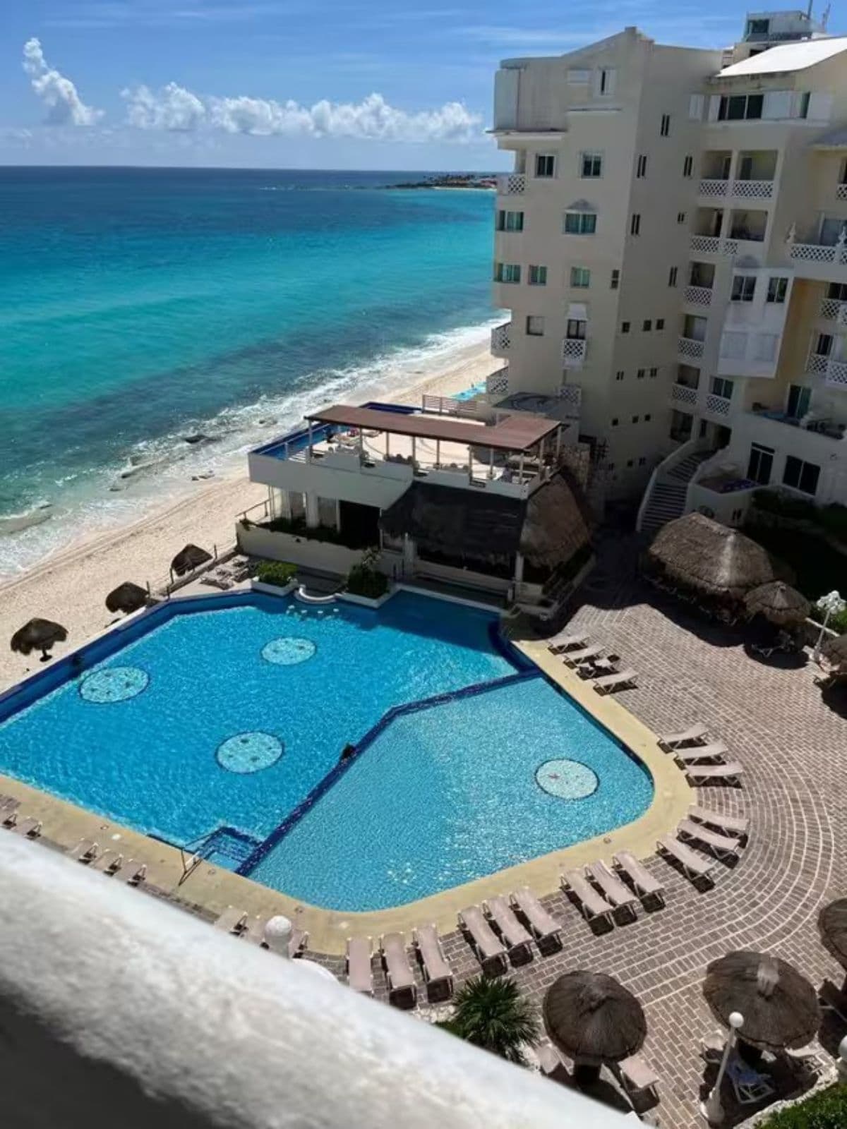 DEPARTAMENTO FRENTE AL MAR EN VENTA ZONA HOTELERA CANCUN