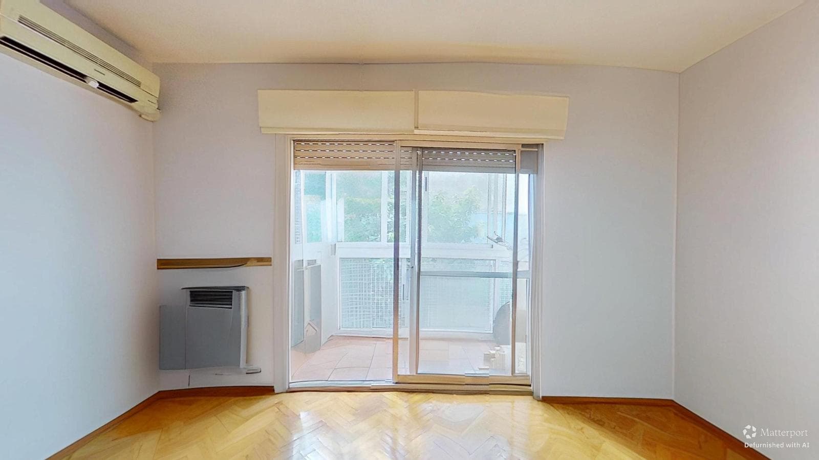 Sale: Apartment 2 with a garage on Balvanera.