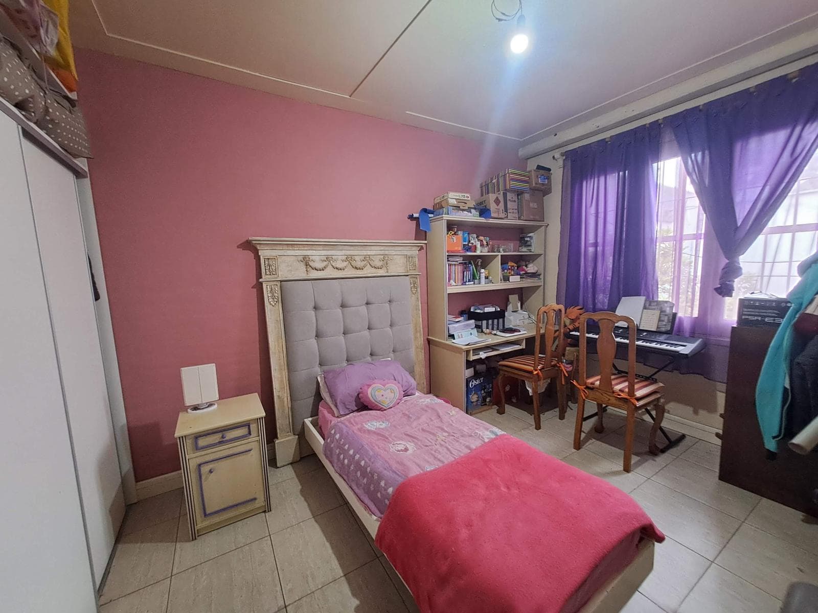House for Sale - 3 bedrooms, 2 bathrooms, large garden, and terrace