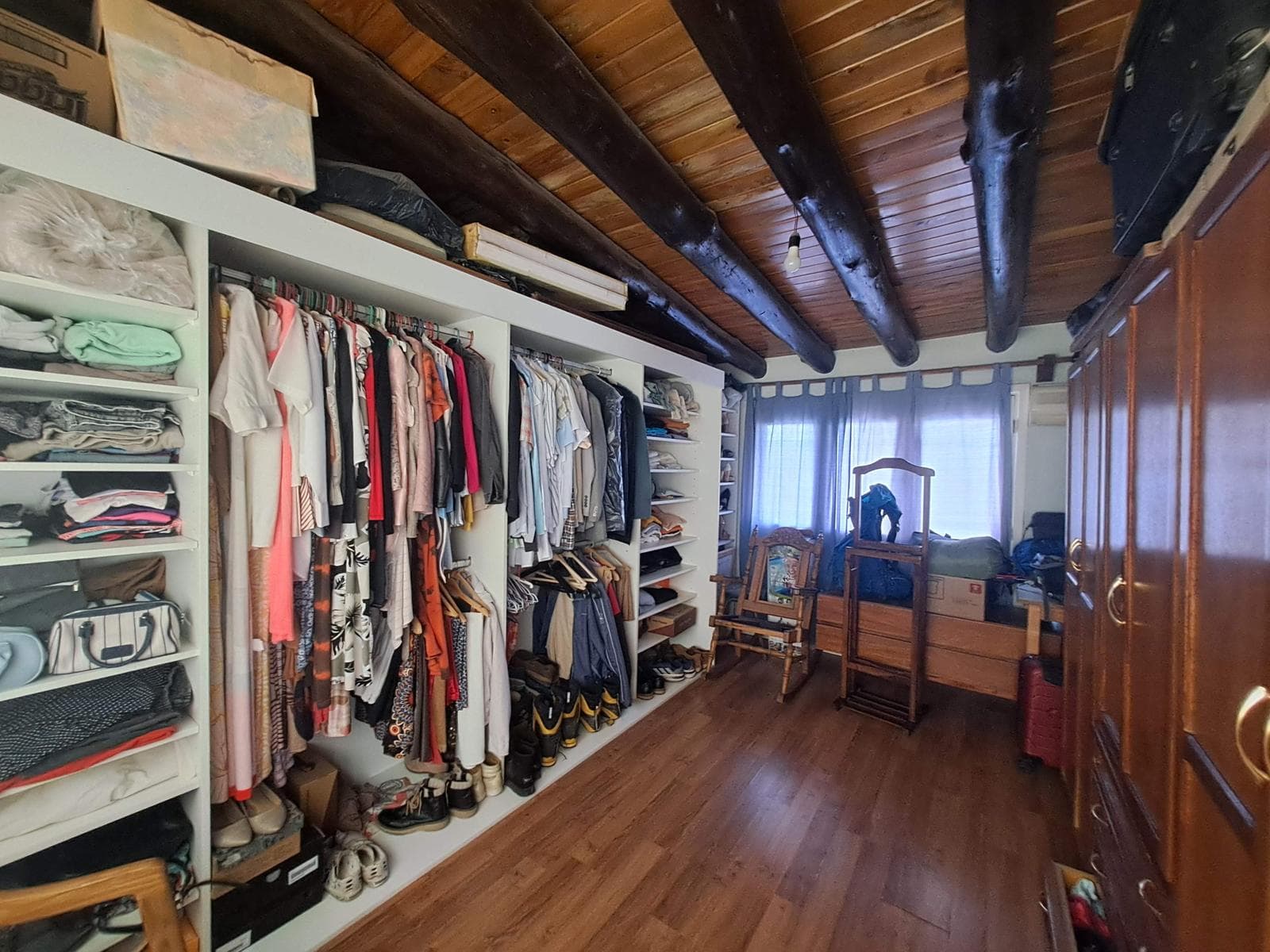 House for Sale - 3 bedrooms, 2 bathrooms, large garden, and terrace