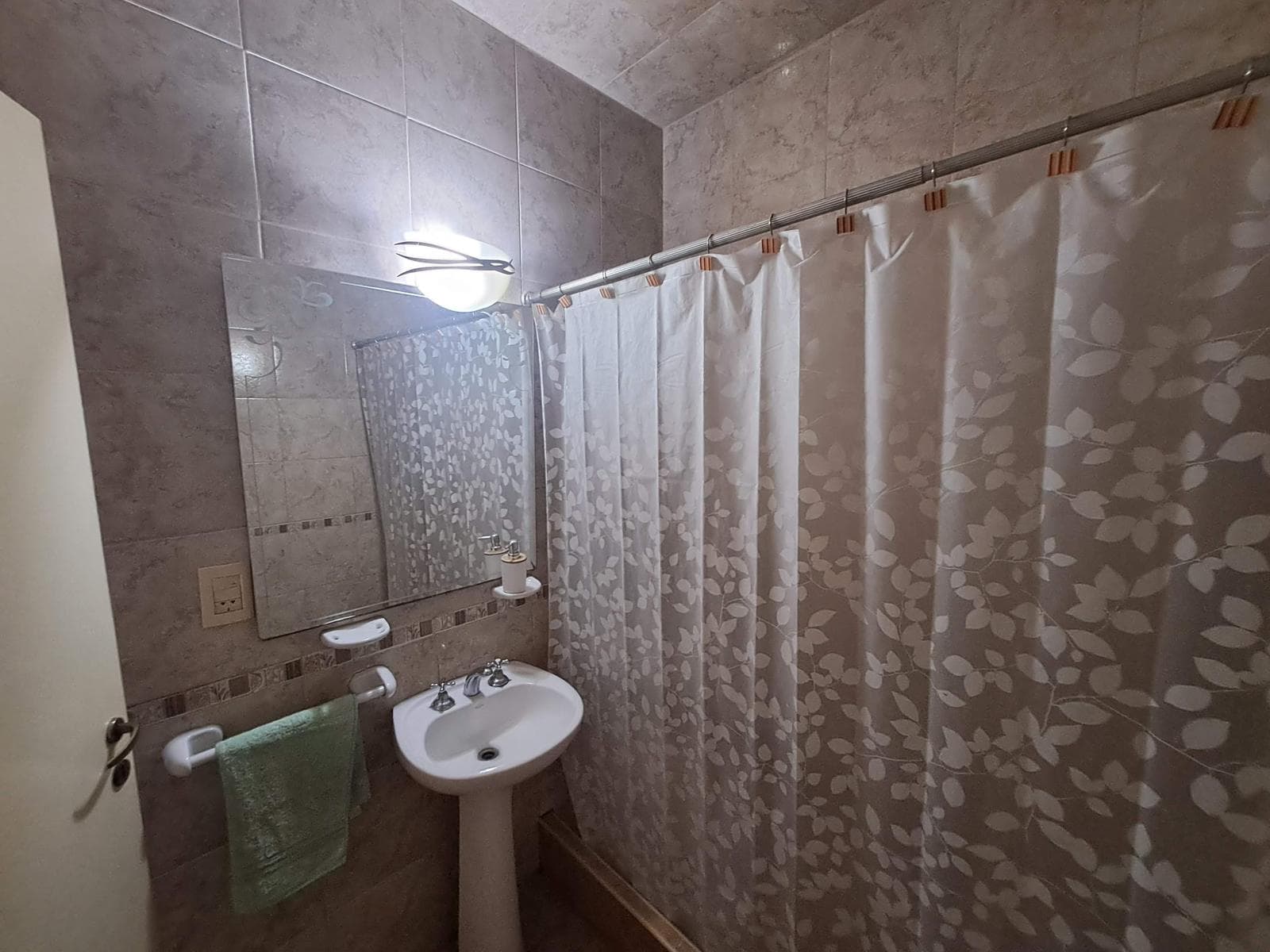House for Sale - 3 bedrooms, 2 bathrooms, large garden, and terrace
