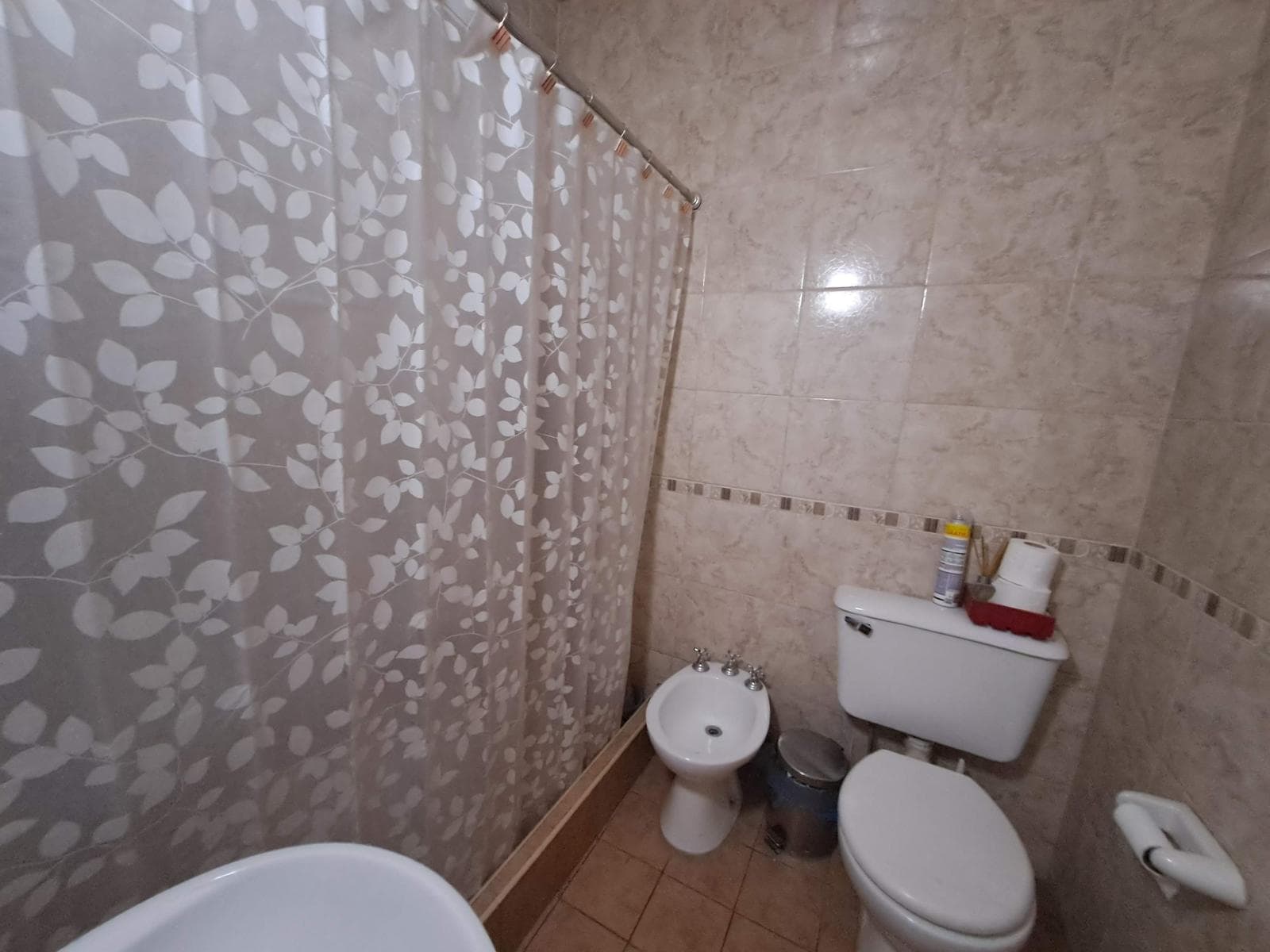 House for Sale - 3 bedrooms, 2 bathrooms, large garden, and terrace