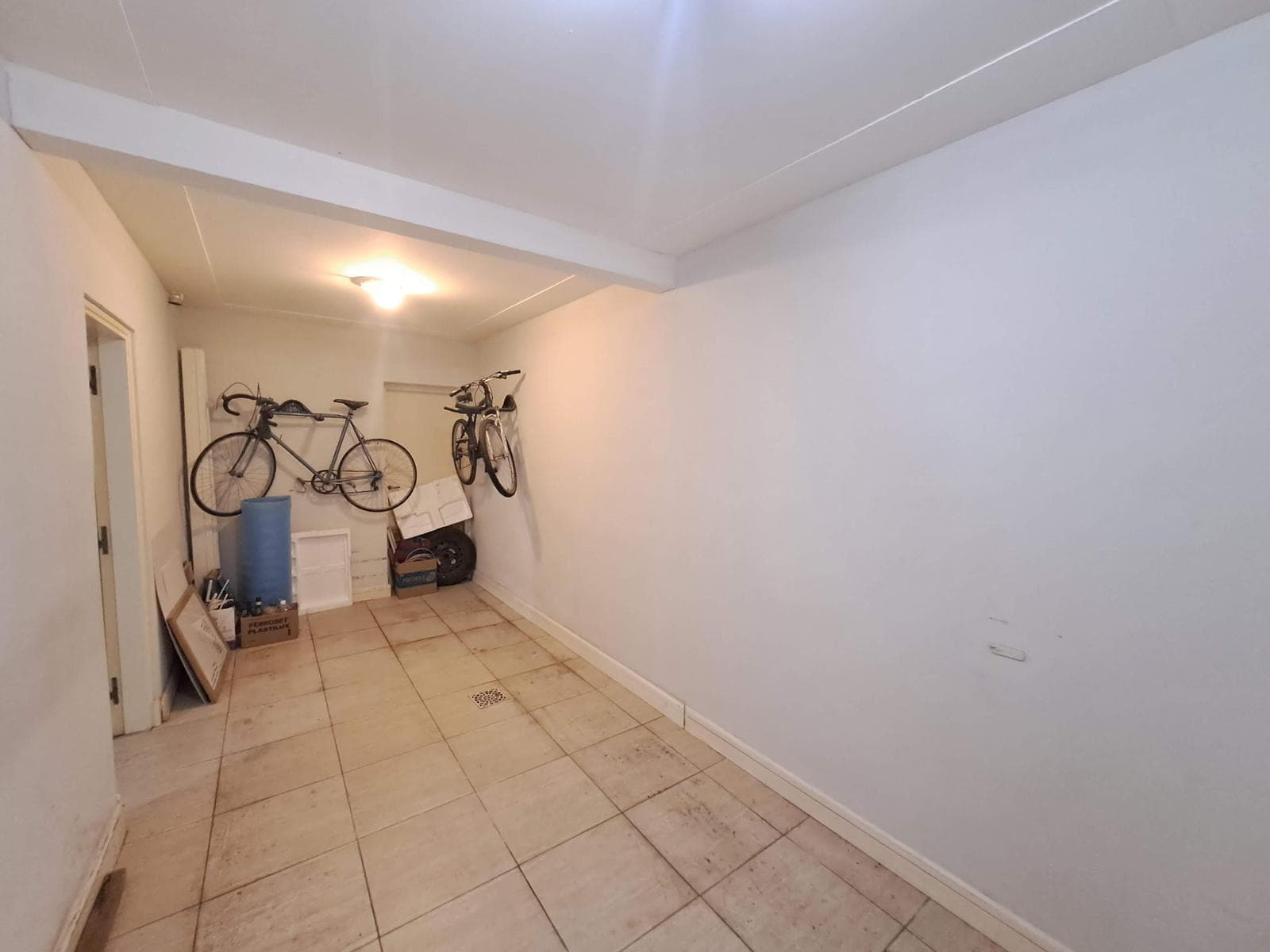 House for Sale - 3 bedrooms, 2 bathrooms, large garden, and terrace