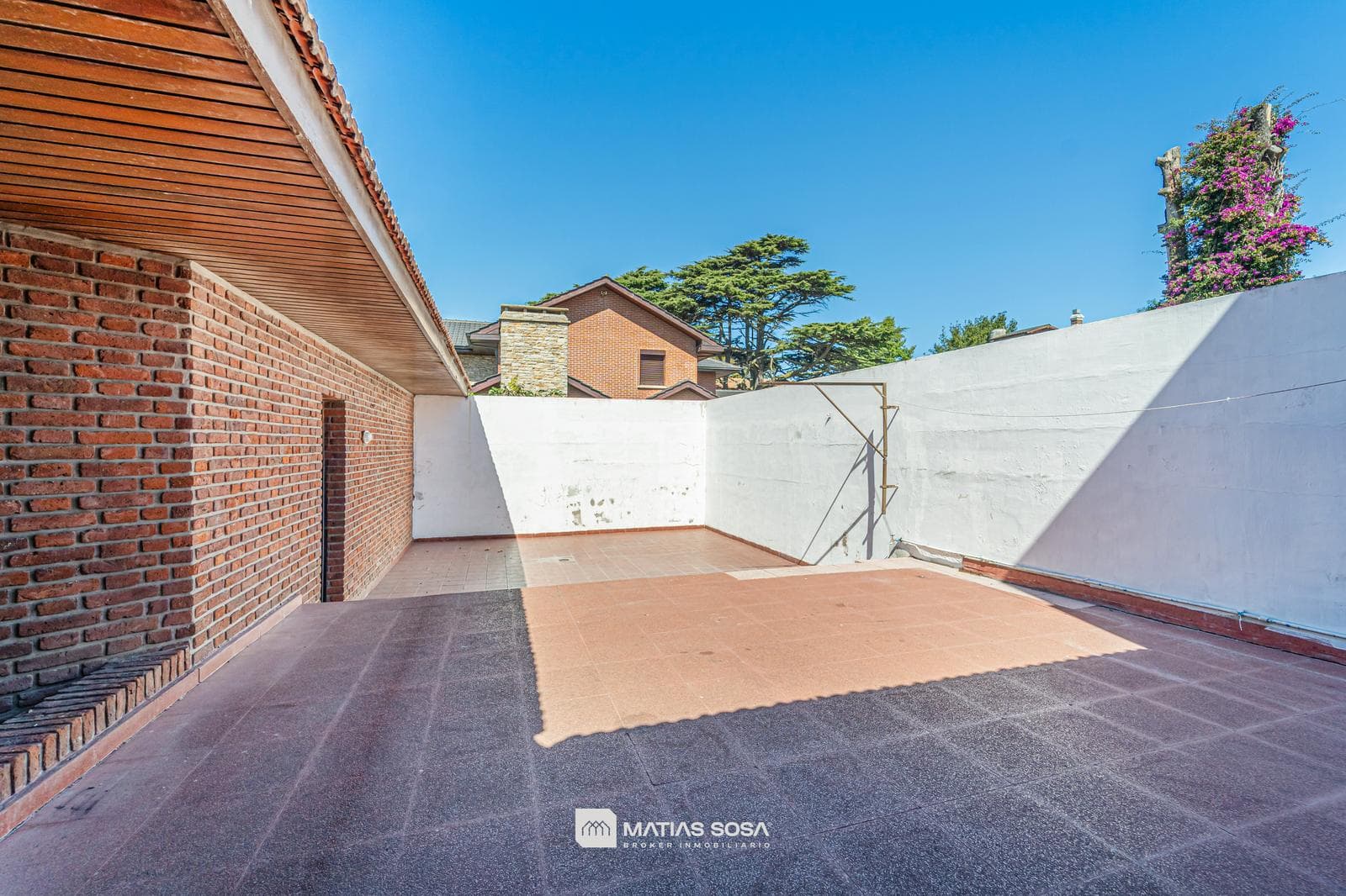 For Sale - 5-Room House - Chauvin