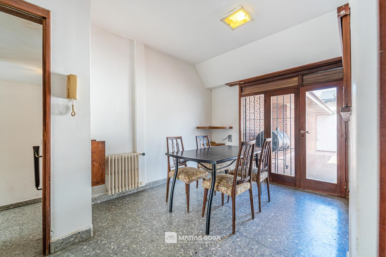 For Sale - 5-Room House - Chauvin