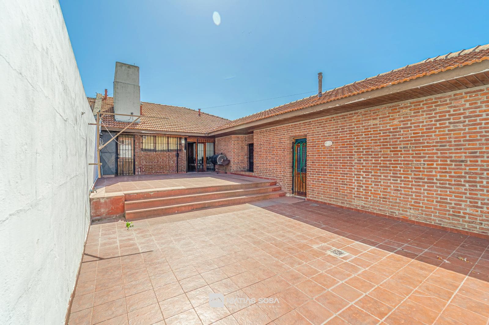 For Sale - 5-Room House - Chauvin