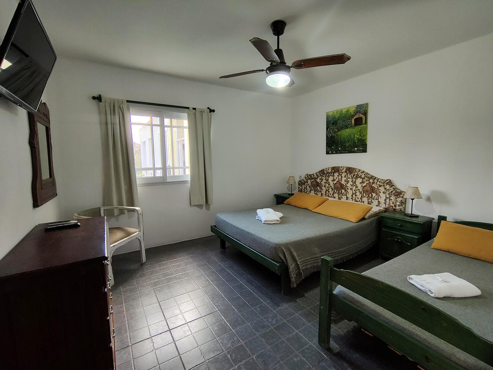 Inn for sale in Mina Clavero, 100 meters from the river | 8 bedrooms, each with a bathroom | Ideal investment