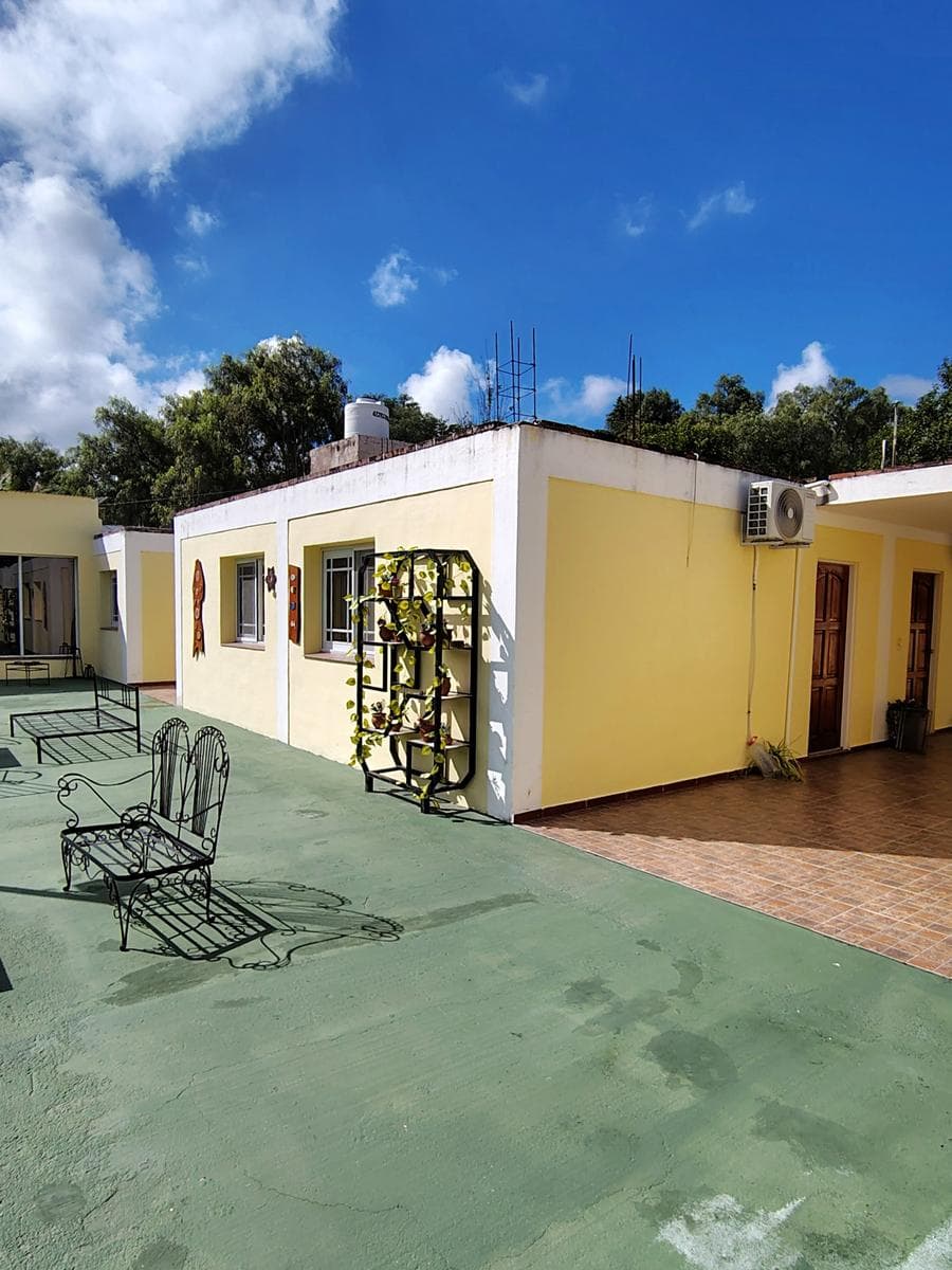 Inn for sale in Mina Clavero, 100 meters from the river | 8 bedrooms, each with a bathroom | Ideal investment