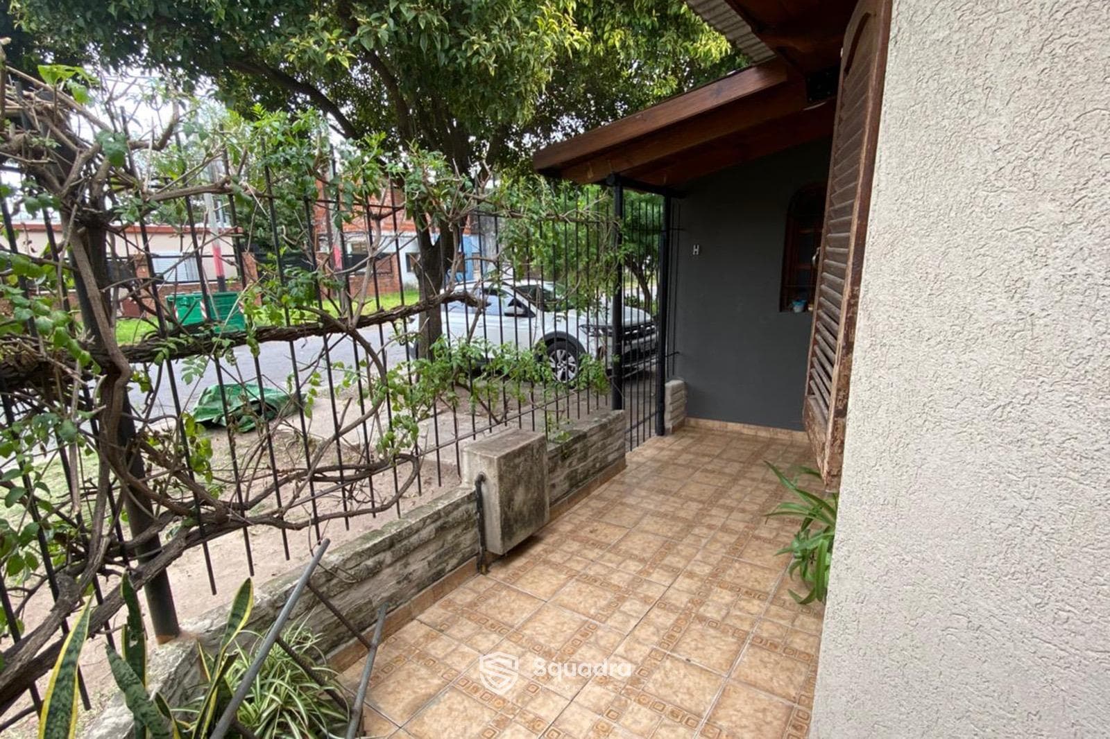 FOR SALE | TRADE - 3-bedroom house with garage and yard - Belgrano neighborhood, Rosario.