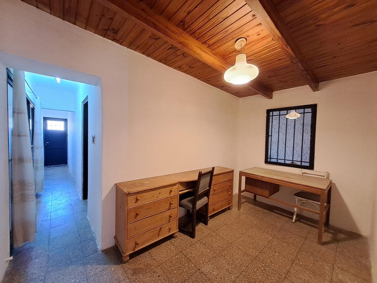 House for Sale - 5 bedrooms, 2 bathrooms, excellent condition - MAIPU