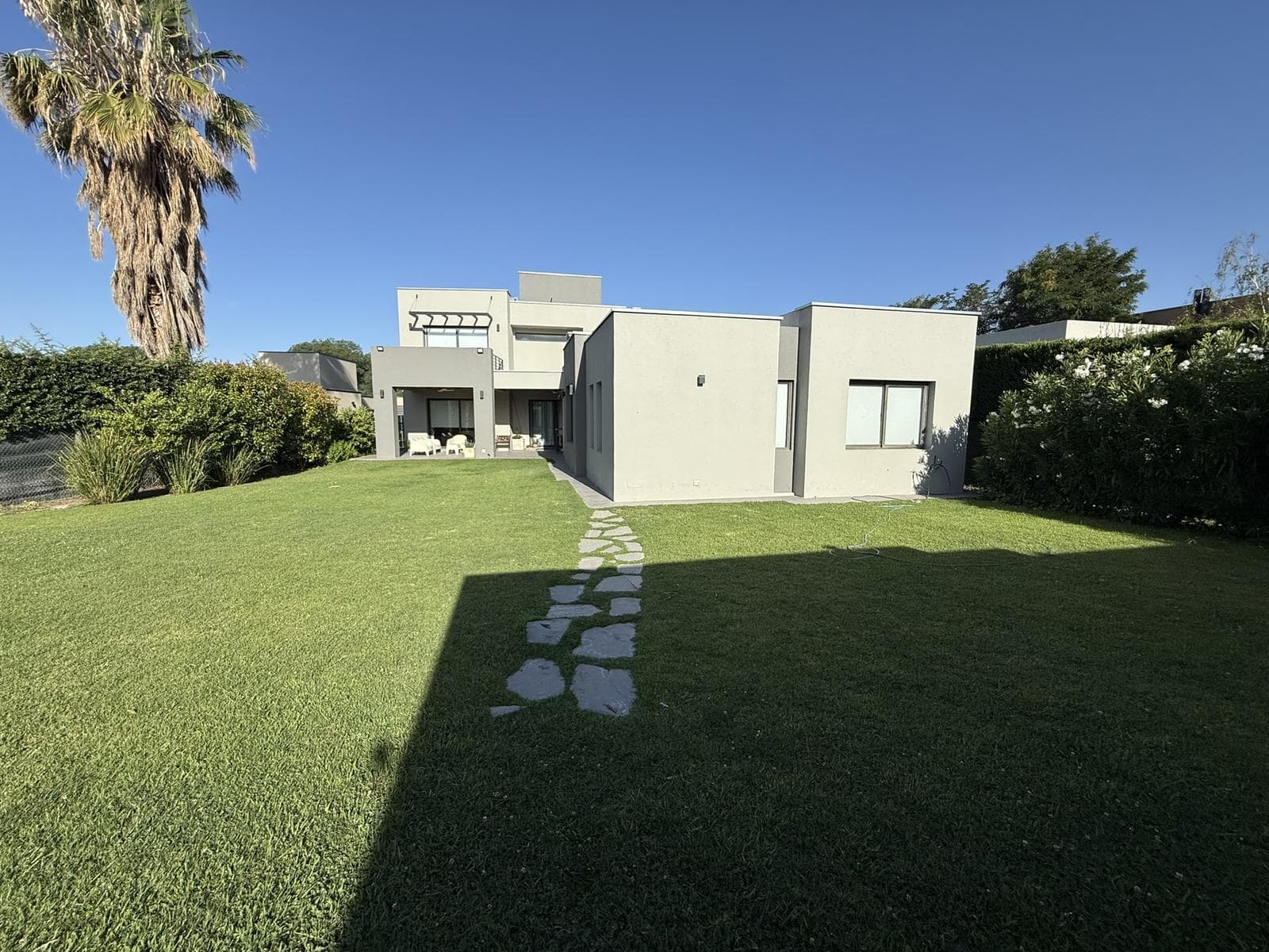 House in Chacras De Coria