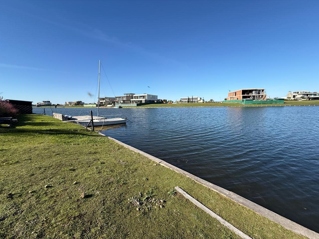 Land for sale. Los Puentes. Nordelta. Near the lagoon