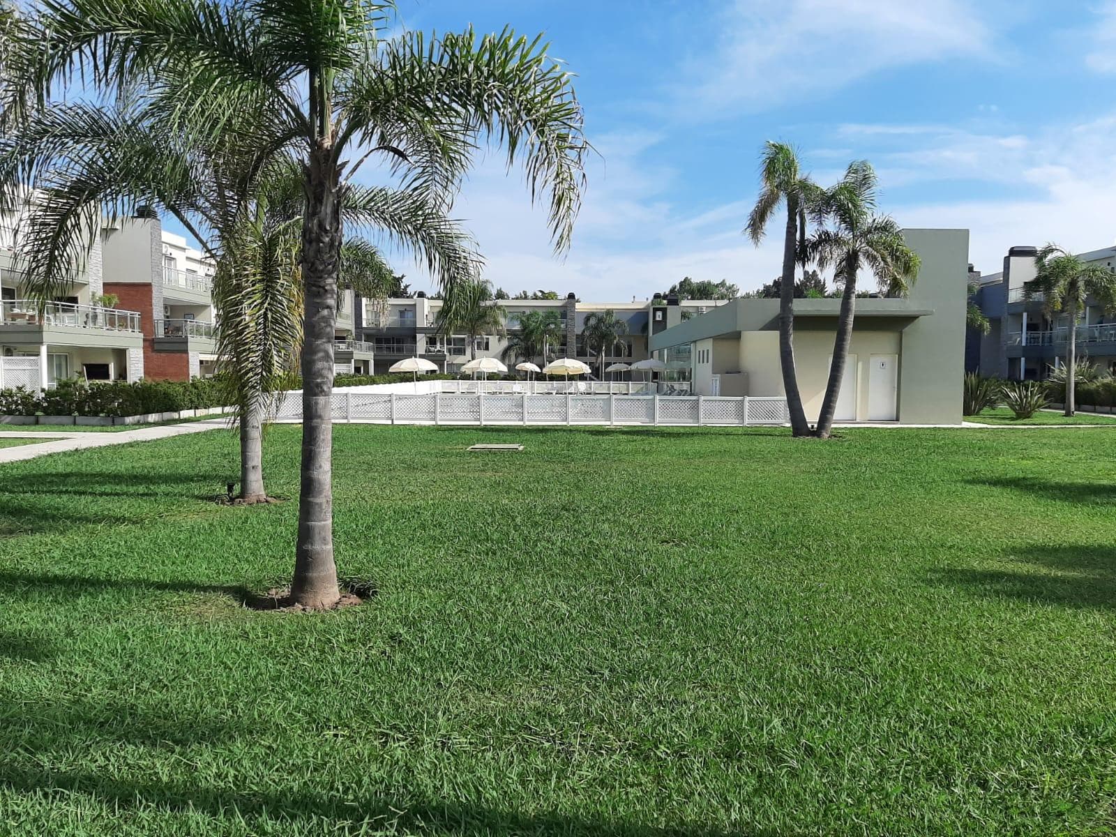 Ground-floor apartment with a garden and two rooms - Available immediately