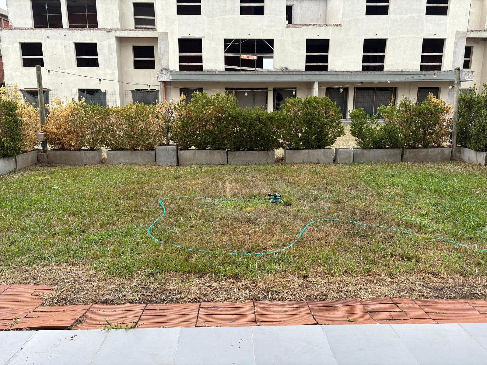 Ground-floor apartment with a garden and two rooms - Available immediately