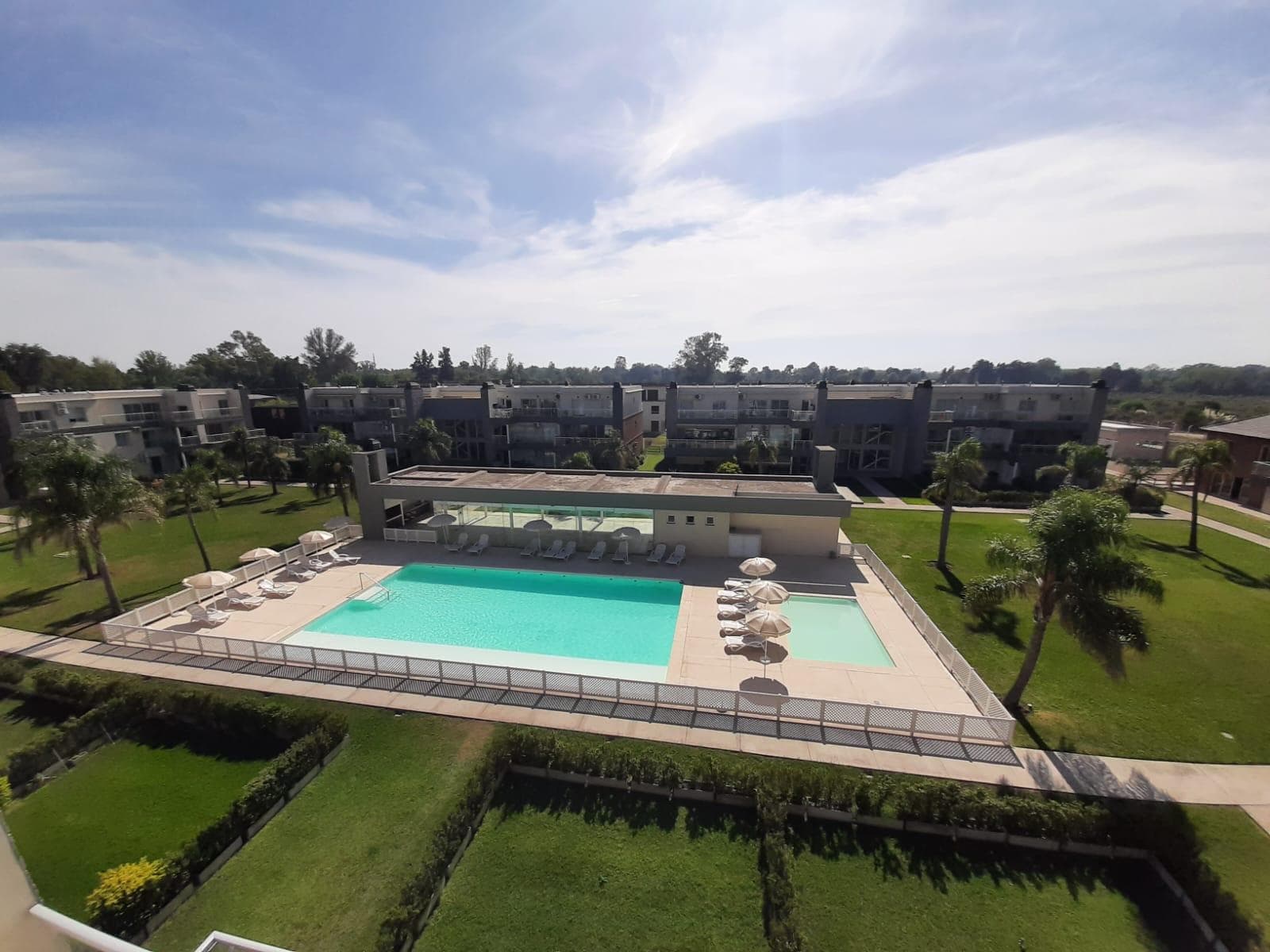 Ground-floor apartment with a garden and two rooms - Available immediately