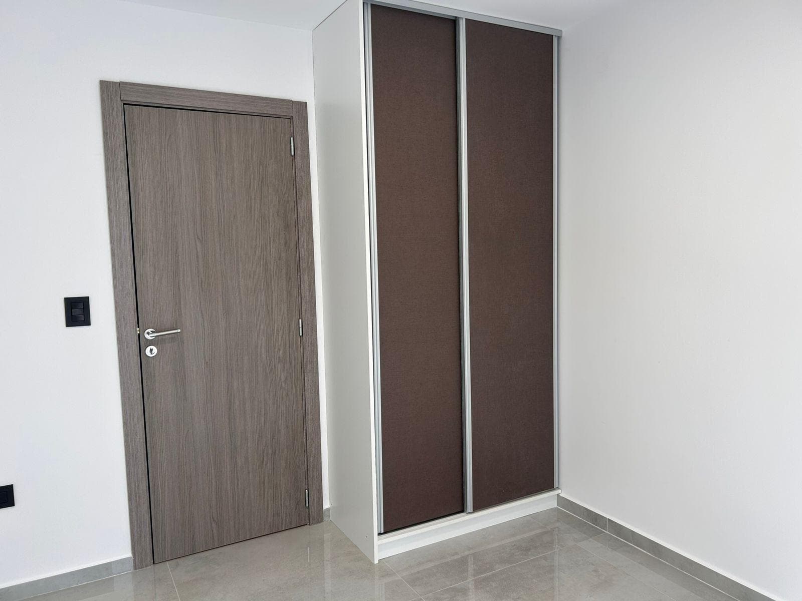 Financing for up to 5 years after delivery: 1 1/2-bedroom unit with balcony in Nueva Córdoba; Move-in: Dec. 27
