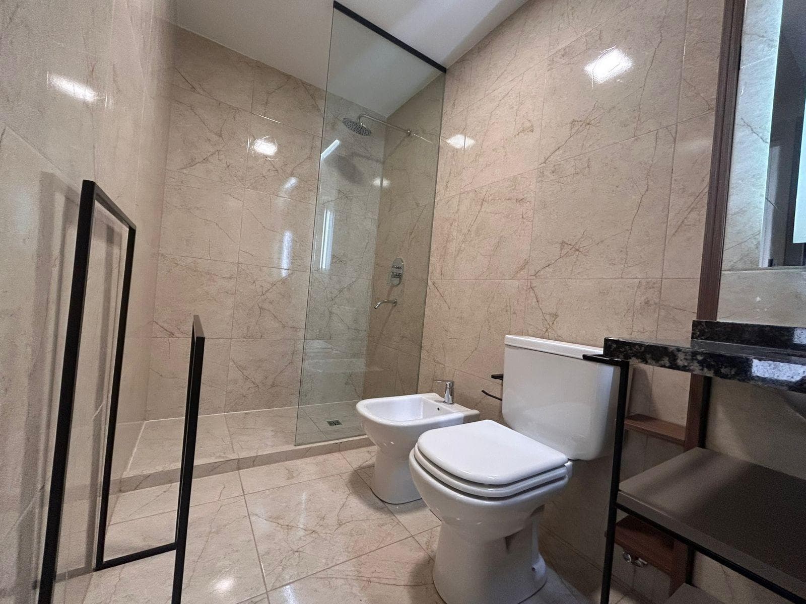 Financing for up to 5 years after delivery: 1 1/2-bedroom unit with balcony in Nueva Córdoba; Move-in: Dec. 27