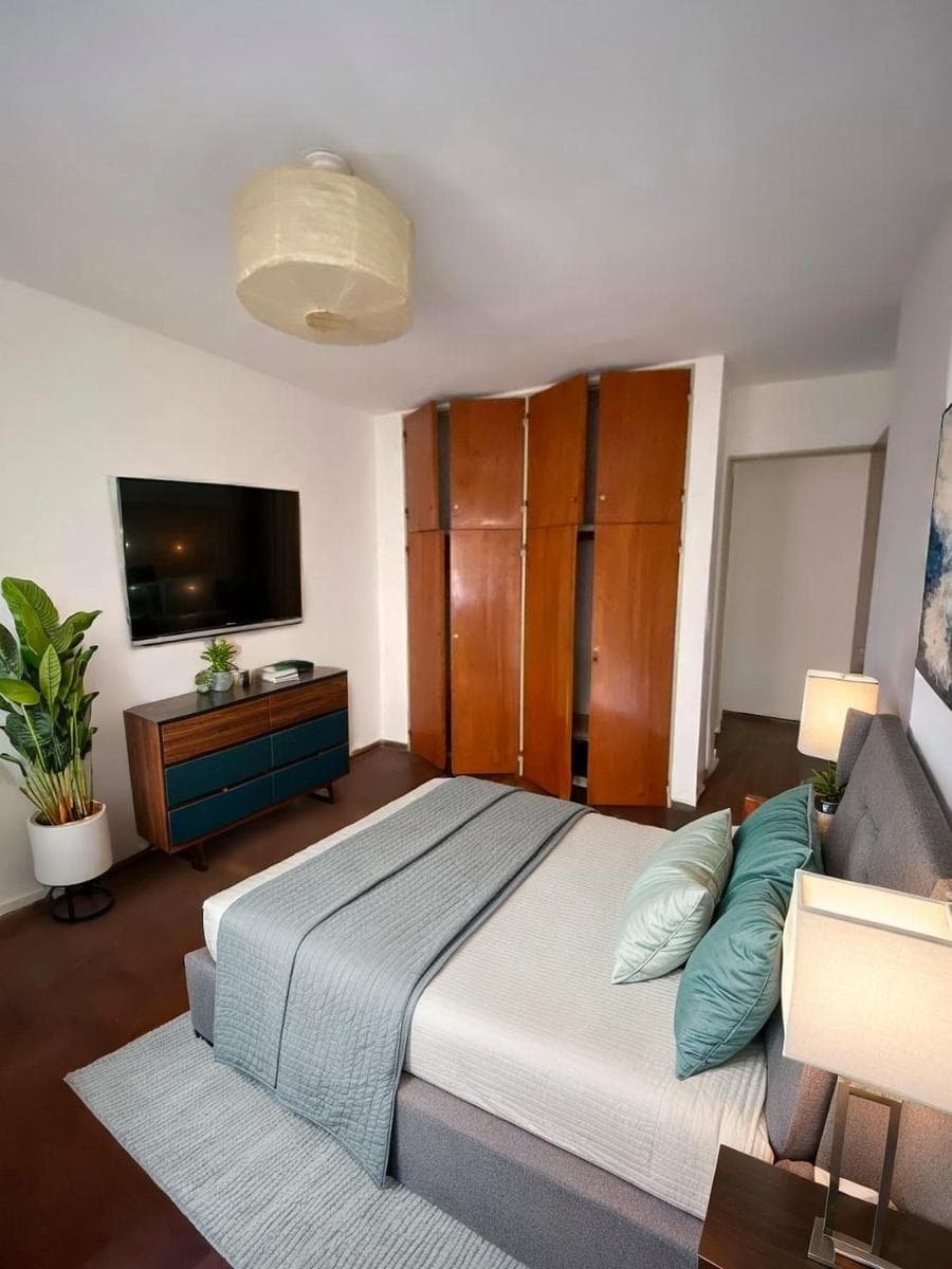 OPPORTUNITY! Apartment for SALE near Patio Olmos!
