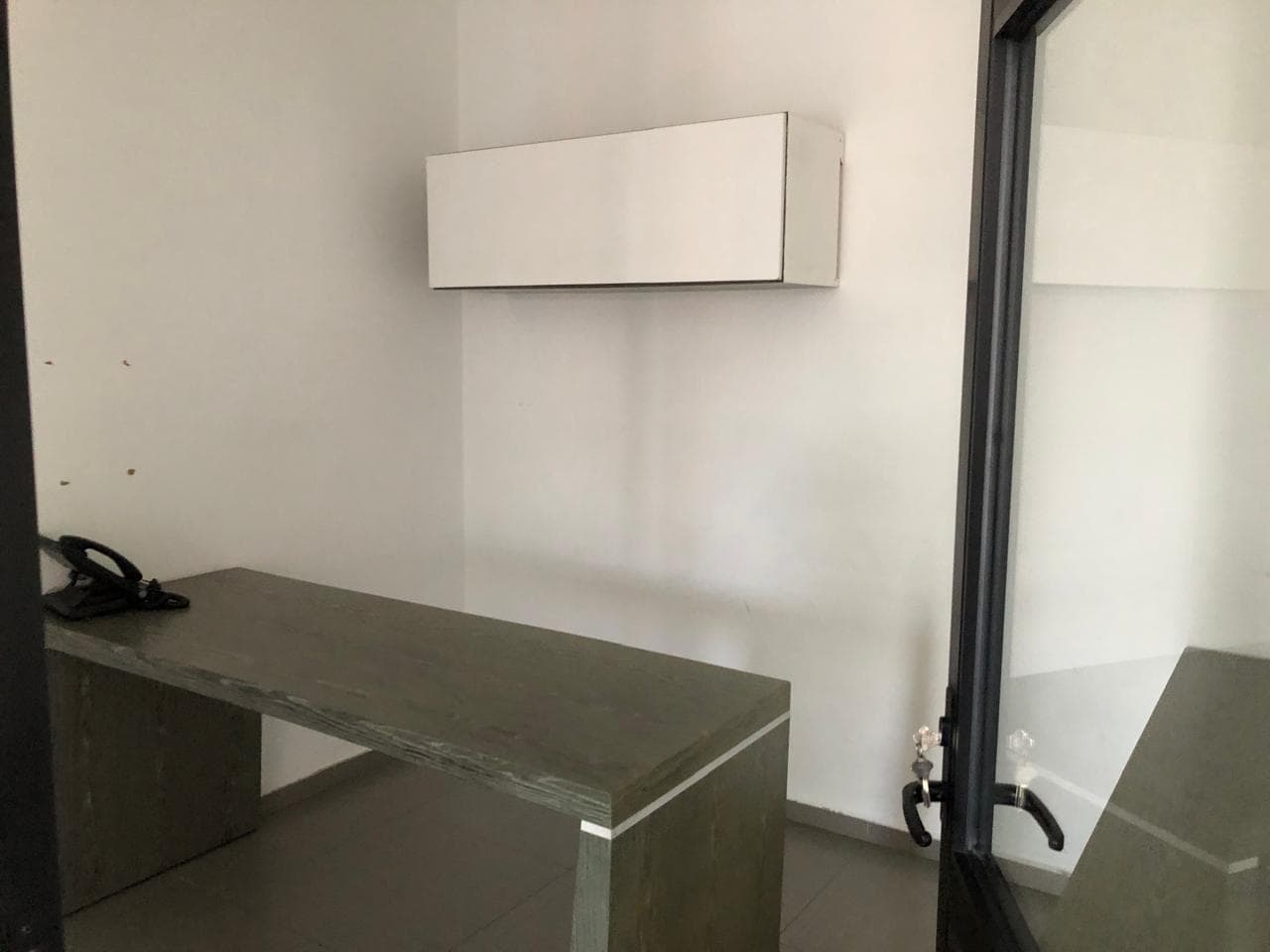 FURNISHED Office for Sale on Prolongación Corregidora Norte, Arboledas, Querétaro