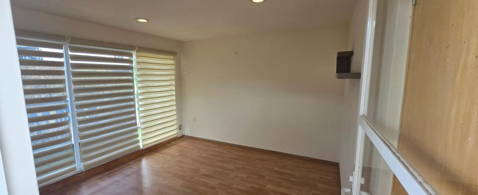 SPACIOUS SMART HOME FOR SALE IN CAÑADAS DEL LAGO, CORREGIDORA, QUERÉTARO