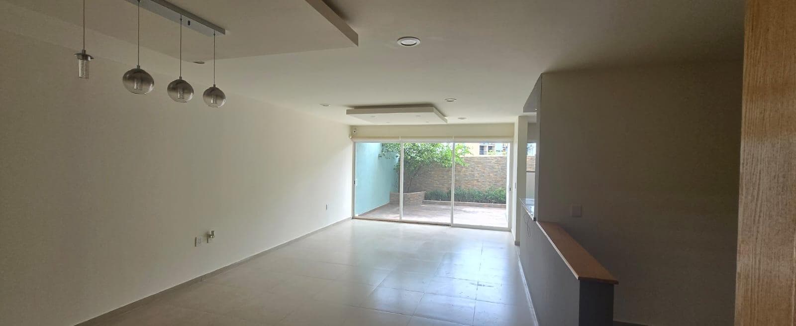 SPACIOUS SMART HOME FOR SALE IN CAÑADAS DEL LAGO, CORREGIDORA, QUERÉTARO