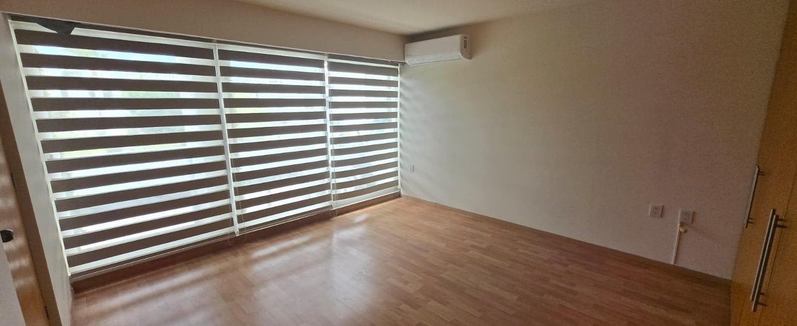 SPACIOUS SMART HOME FOR SALE IN CAÑADAS DEL LAGO, CORREGIDORA, QUERÉTARO