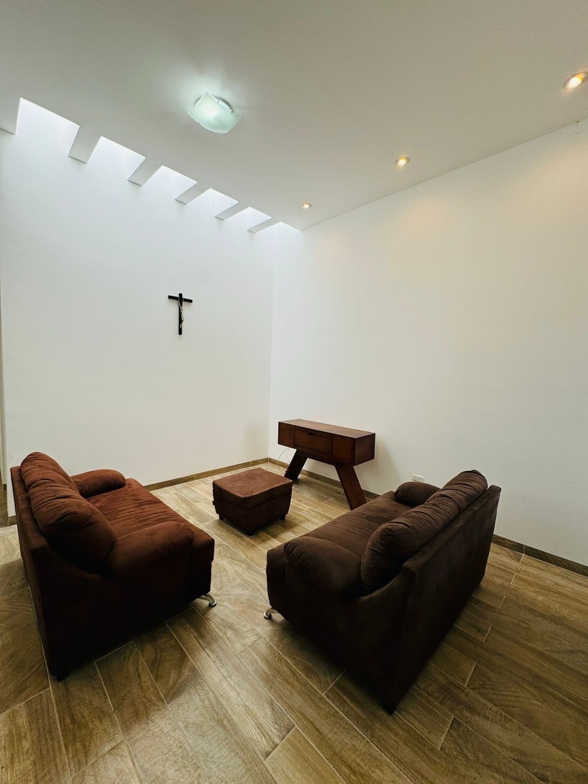 House - Bosques del Paraíso III