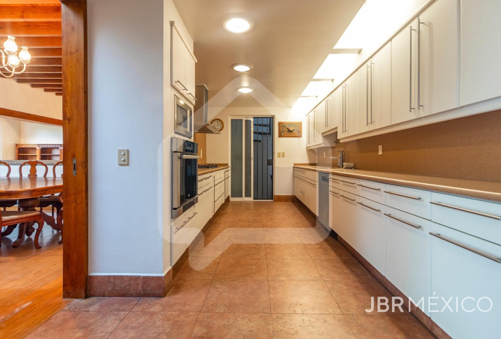 House in a gated community in Bosques de las Lomas