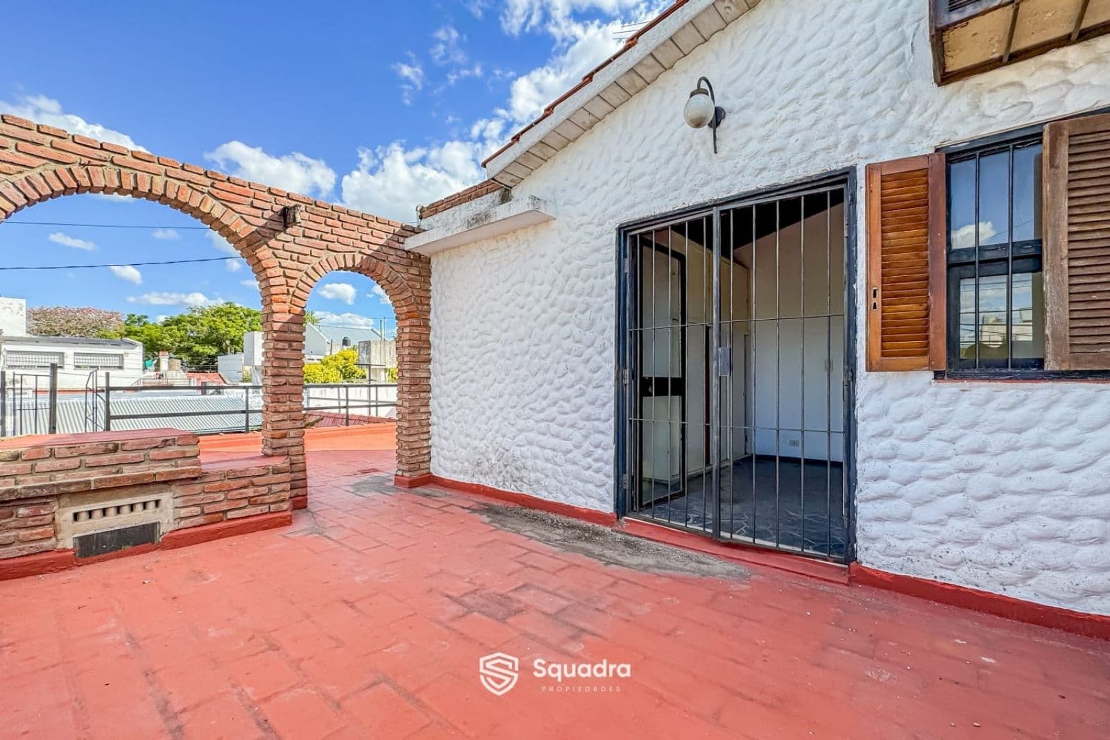FOR SALE | TRADE - 4-Bedroom House - Alberdi, Rosario. QUALIFIES FOR A LOAN.