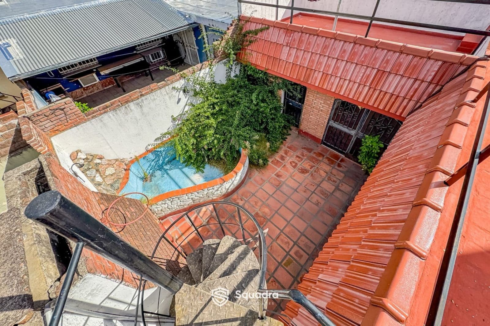 FOR SALE | TRADE - 4-Bedroom House - Alberdi, Rosario. QUALIFIES FOR A LOAN.