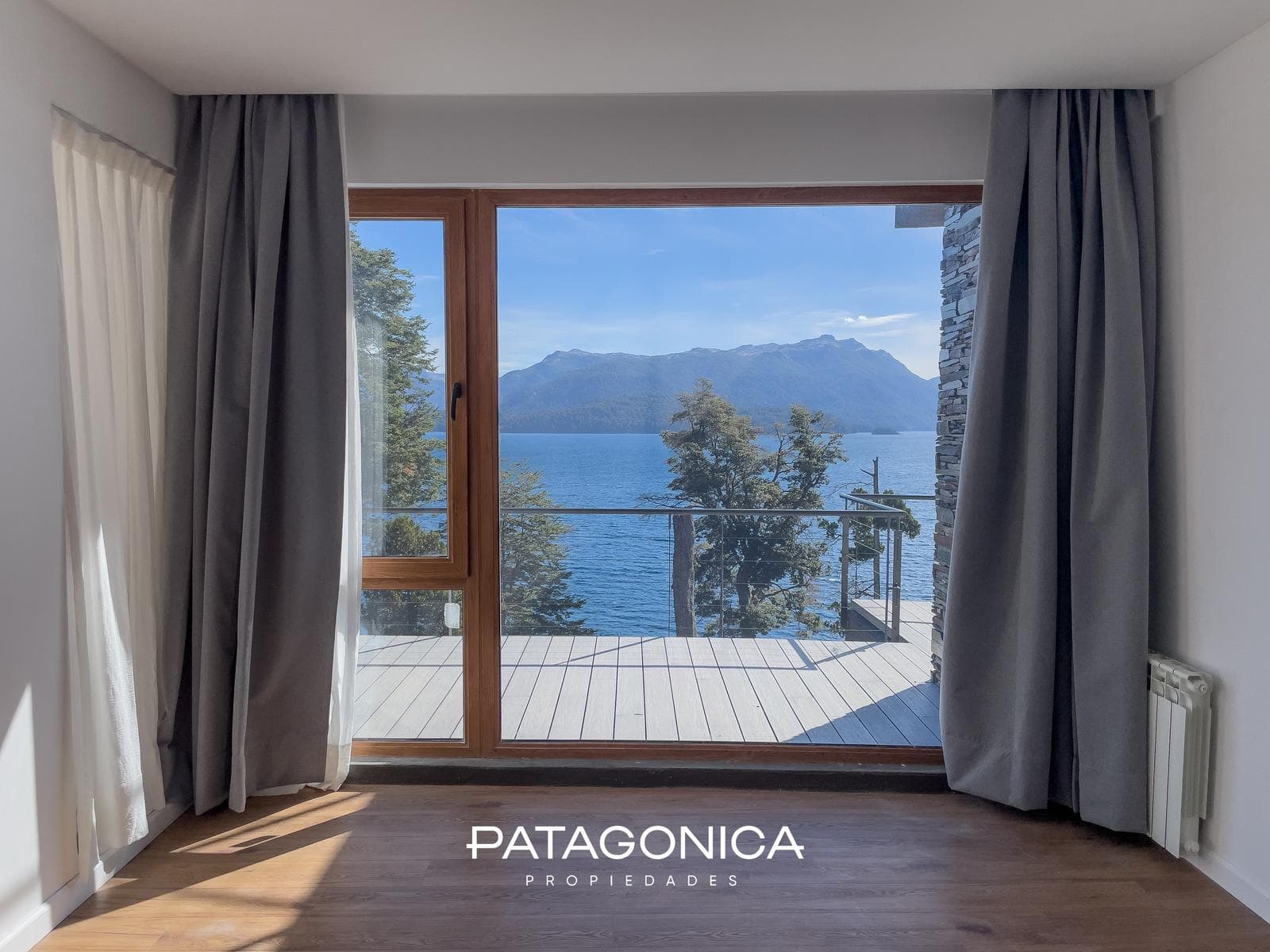 Premium 51-square-meter, 2-room apartment on the lakefront