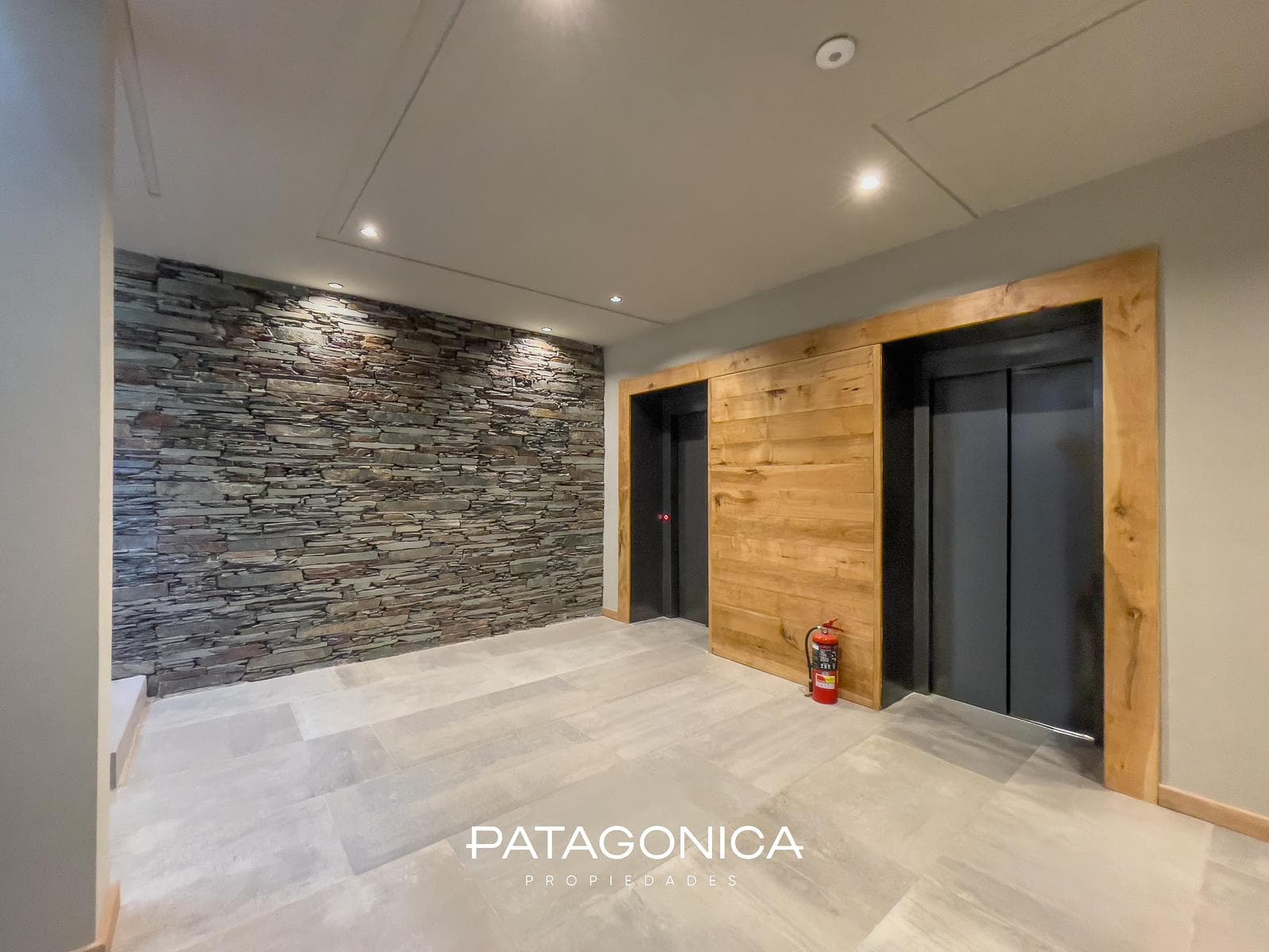 Premium 51-square-meter, 2-room apartment on the lakefront