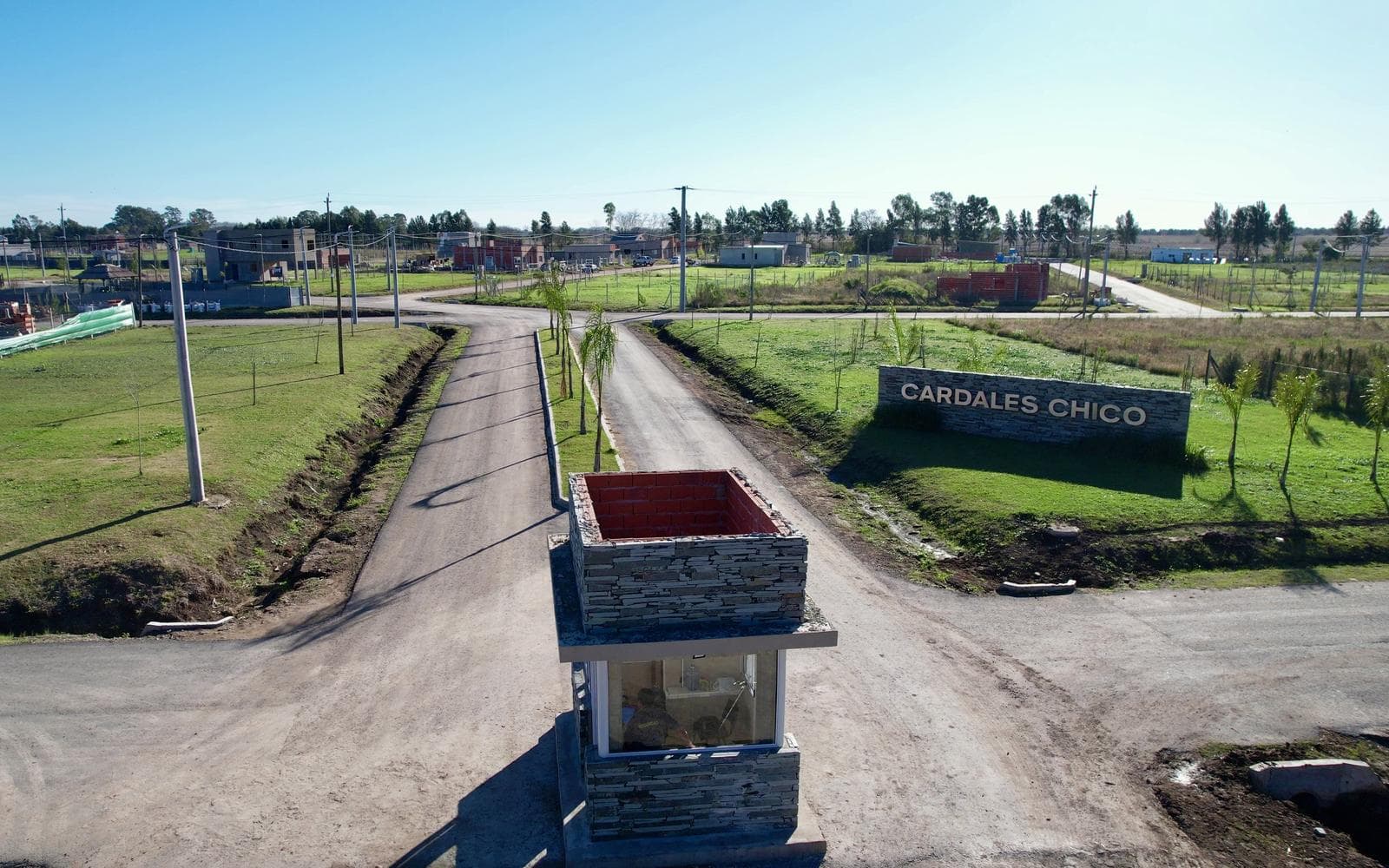 360 m² lot for sale in the Cardales Chico neighborhood. Immediate possession and title transfer. No maintenance fees.