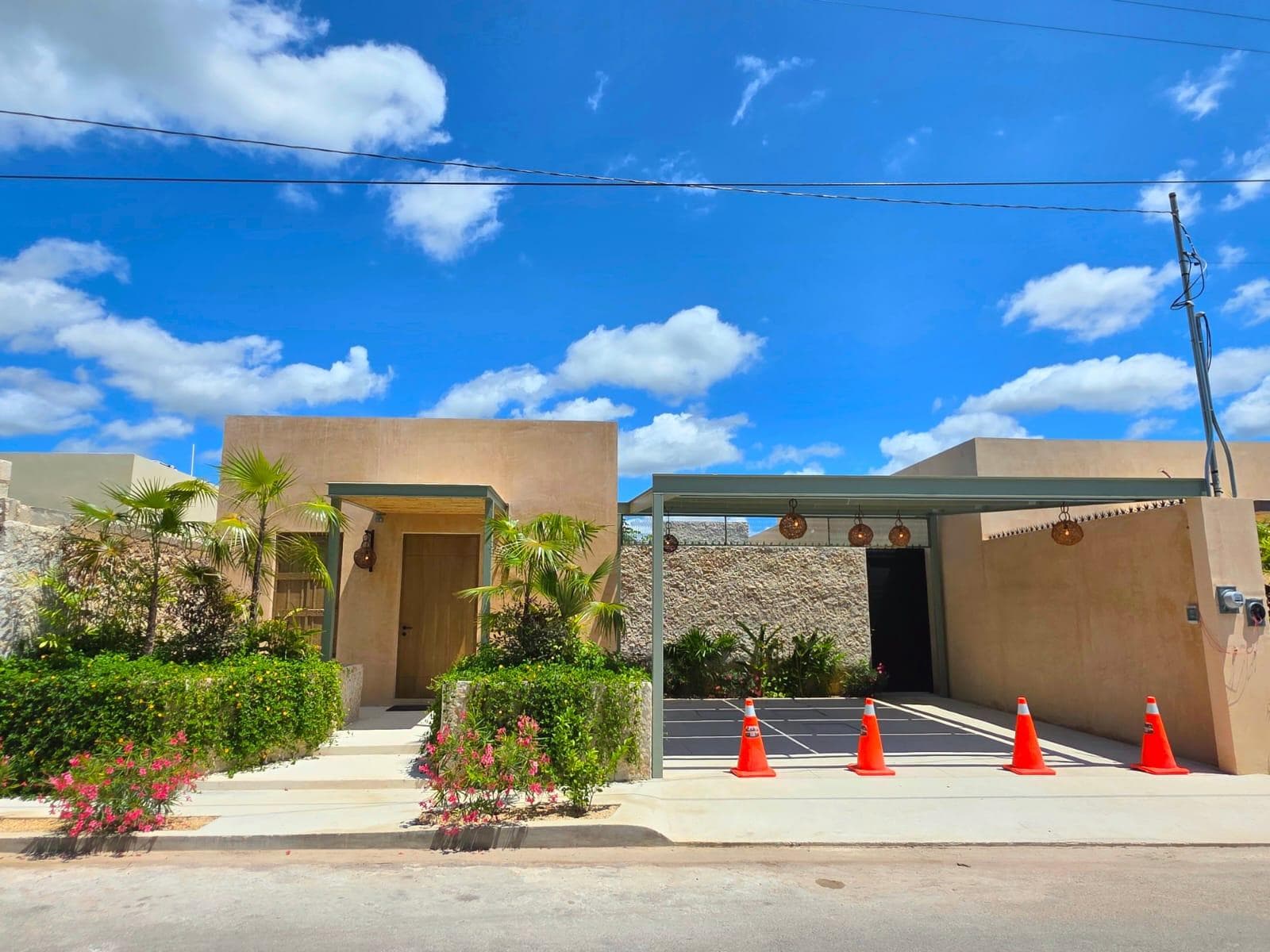 Single-Story House for Sale in Cholul, Mérida, Yucatán