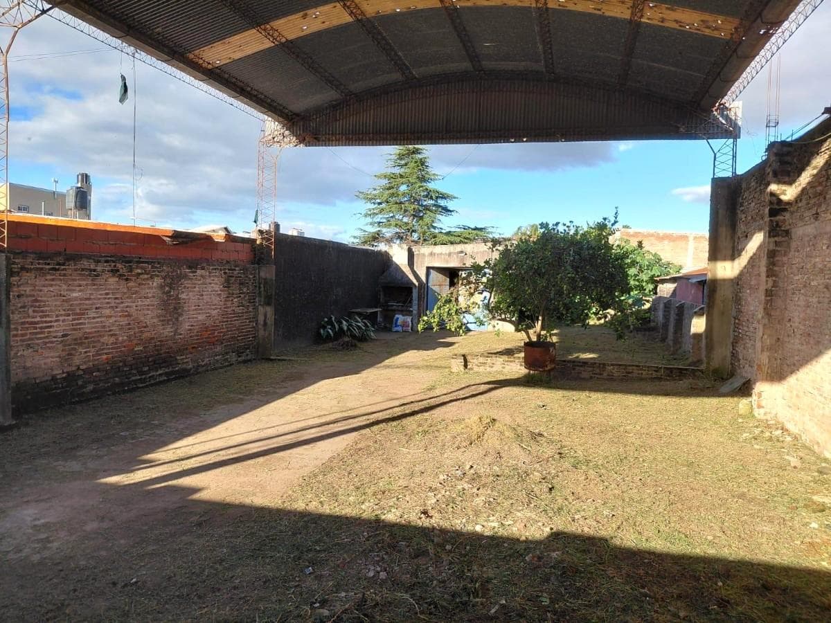 FOR SALE | TRADE - Commercial Space House Storage Unit Warehouse - Villa Gobernador Gálvez.