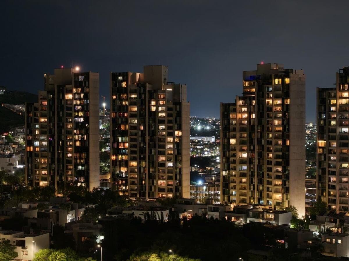 APARTMENT FOR RENT IN VALLE PONIENTE - TORRE LAS HUASTECAS - SANTA CATARINA