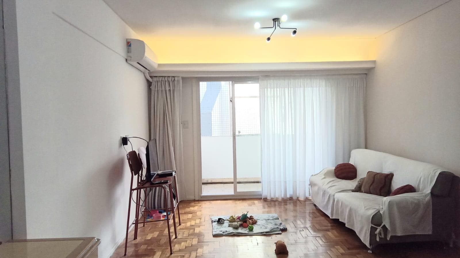 4-room apartment with garage and storage room, 2 blocks from the park, 2 blocks from Subway Line B