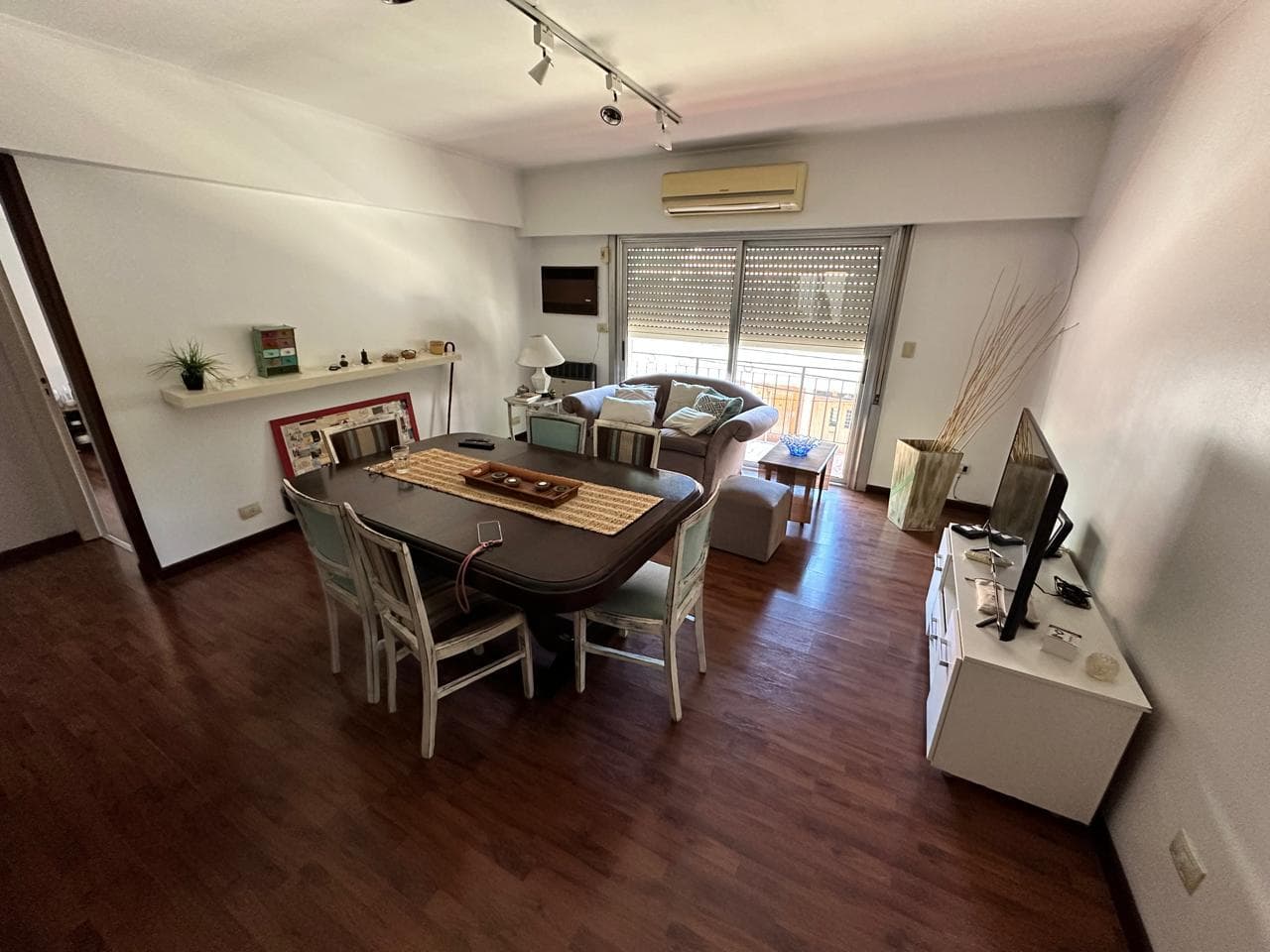 Brown 970, 1st Floor, Apartment A