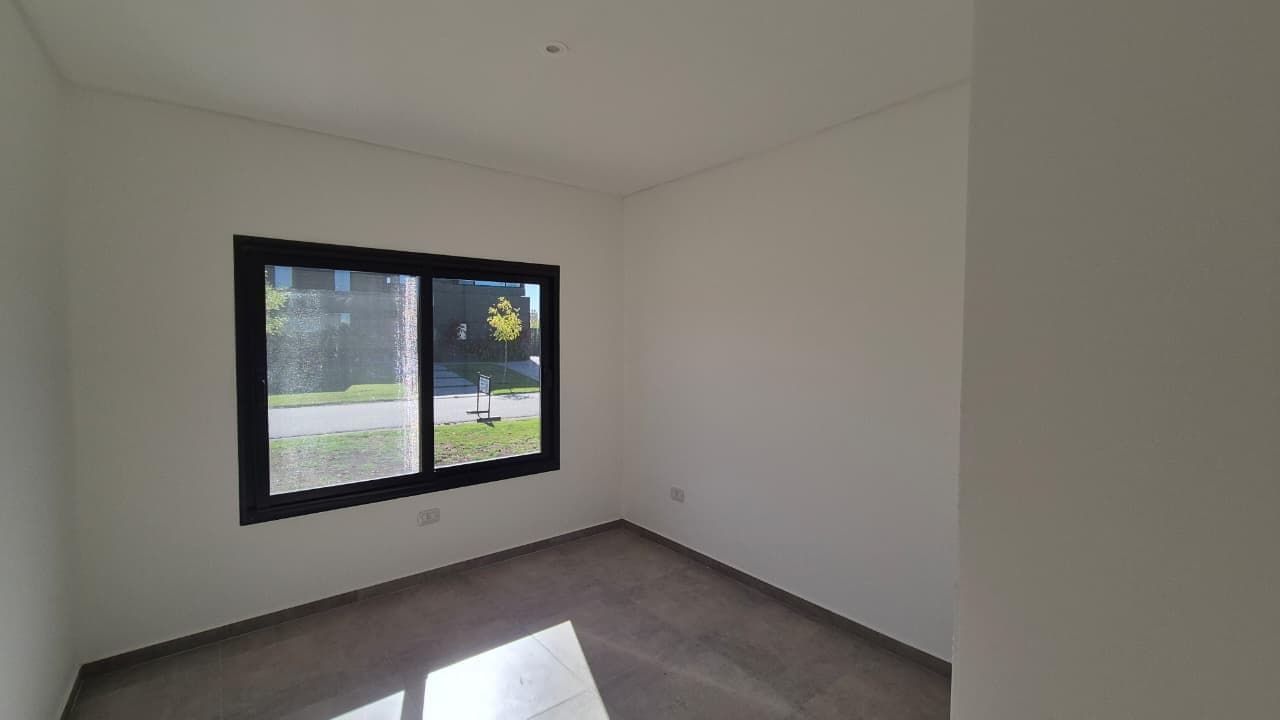 FOR SALE: Brand-new single-story house in Canton Norte overlooking a body of water