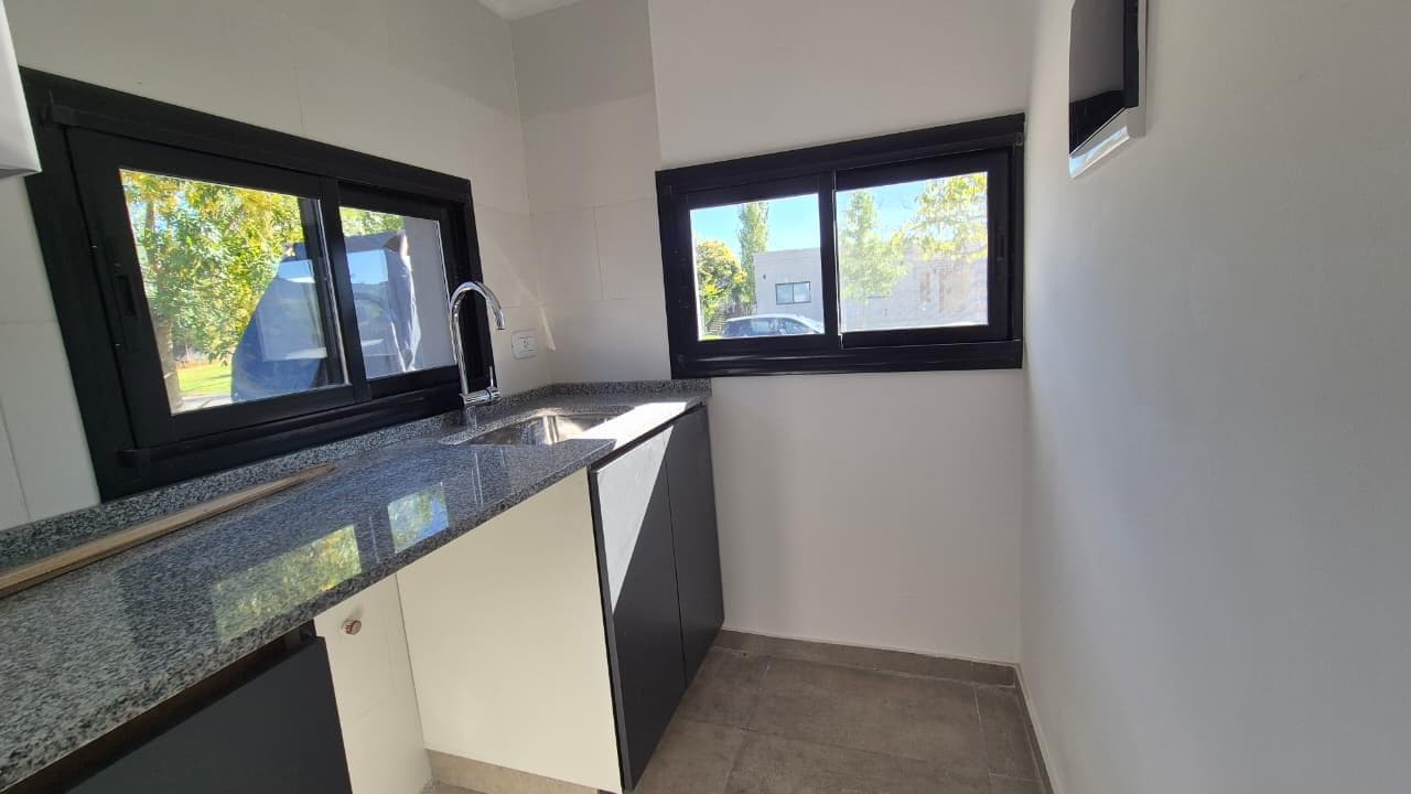 FOR SALE: Brand-new single-story house in Canton Norte overlooking a body of water