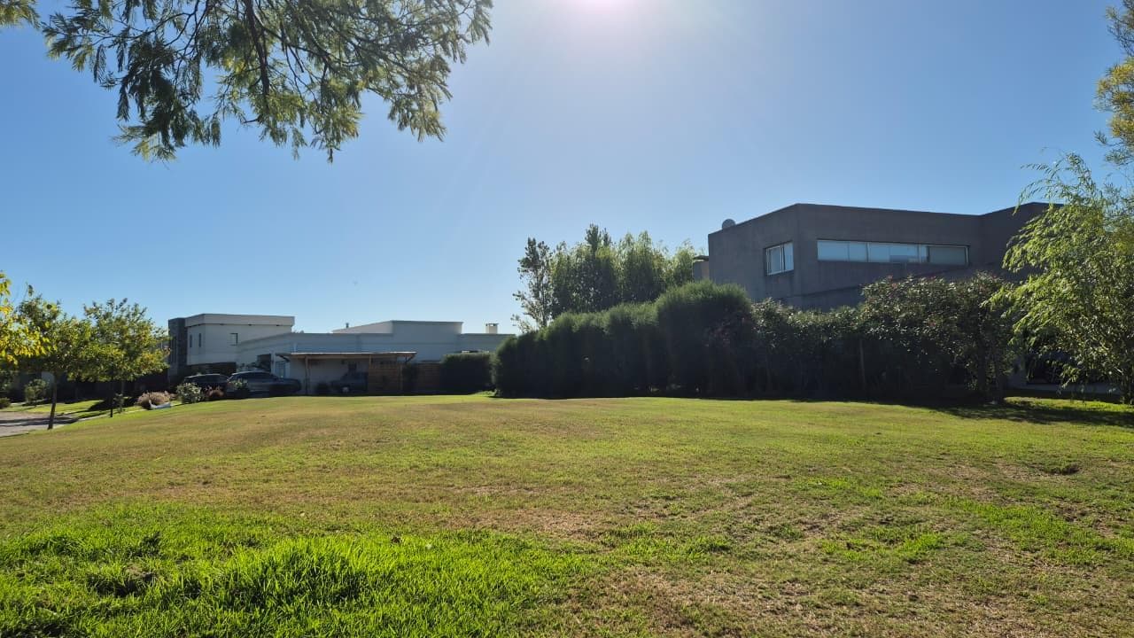 Land in El Canton - North
