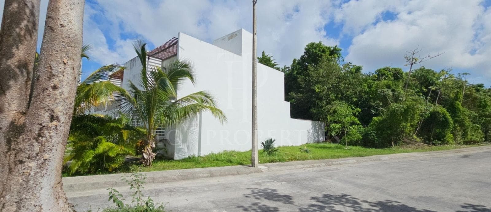 HOUSE FOR SALE, PUERTO MARINO RESIDENTIAL COMPLEX, PUERTO MORELOS, Q.R.