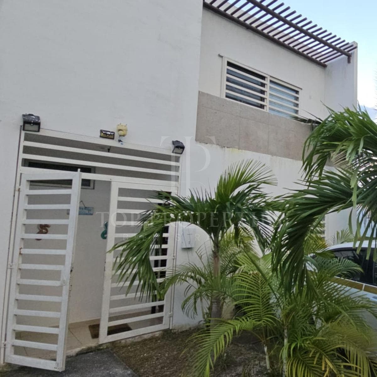 HOUSE FOR SALE, PUERTO MARINO RESIDENTIAL COMPLEX, PUERTO MORELOS, Q.R.