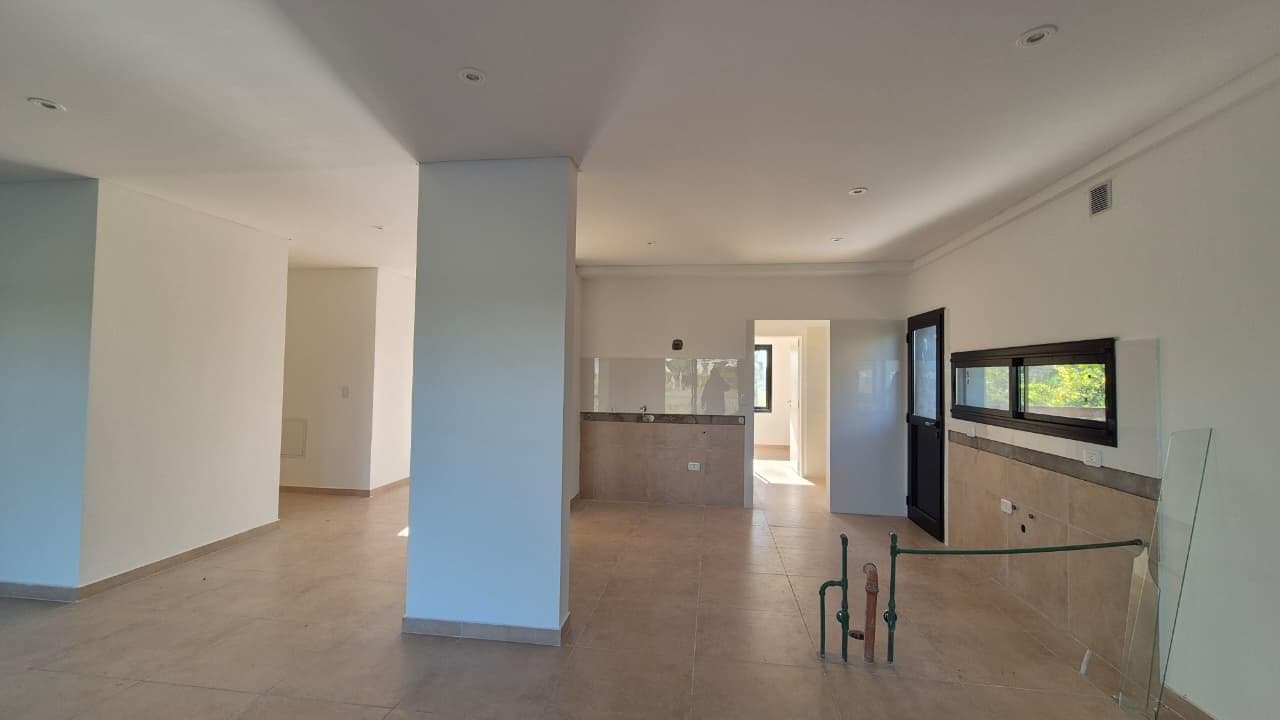 FOR SALE: Brand-new single-story house with 3 bedrooms and a maid's quarters in Canton Islas