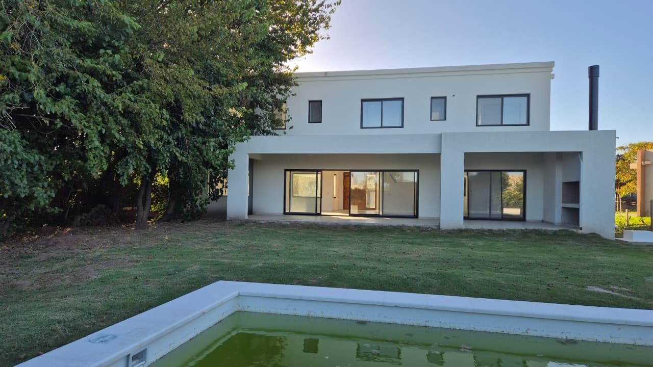 House in San Matias